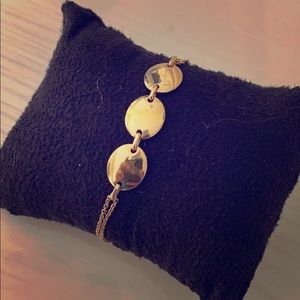 NEVER WORN Delicate gold LINKS OF LONDON bracelet